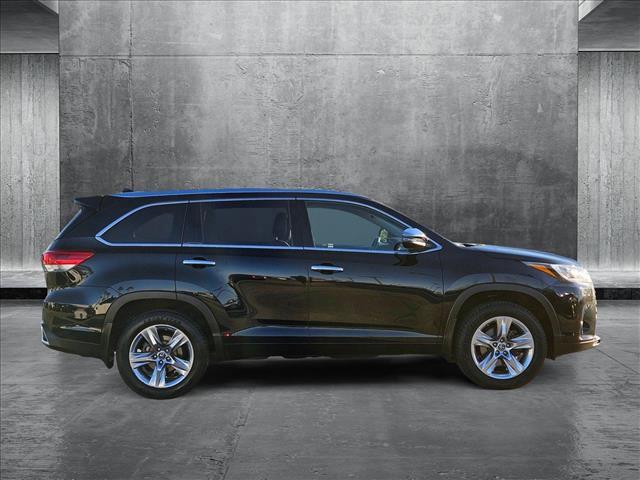 used 2019 Toyota Highlander car, priced at $27,991