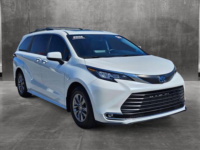 used 2023 Toyota Sienna car, priced at $42,294