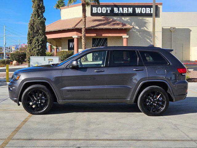 used 2018 Jeep Grand Cherokee car, priced at $16,792