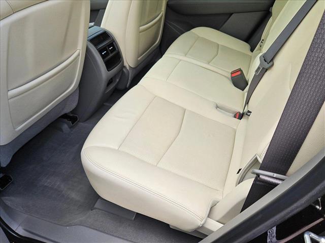 used 2020 Cadillac XT5 car, priced at $26,749