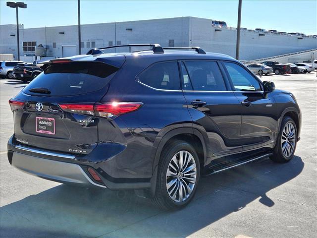 used 2021 Toyota Highlander Hybrid car, priced at $41,993