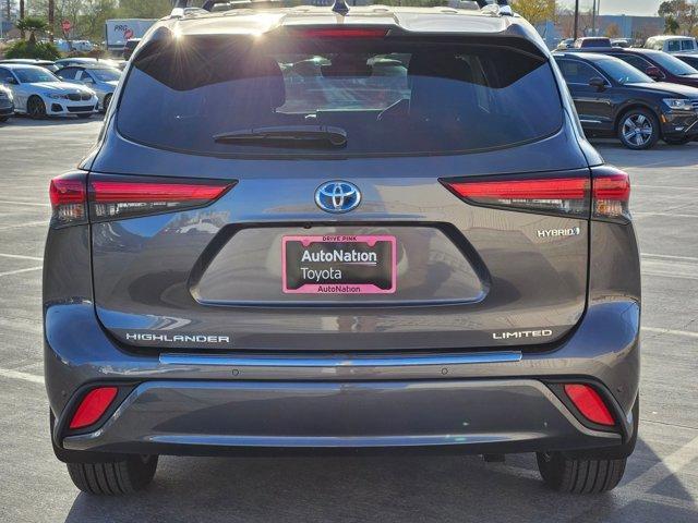 used 2022 Toyota Highlander Hybrid car, priced at $43,991