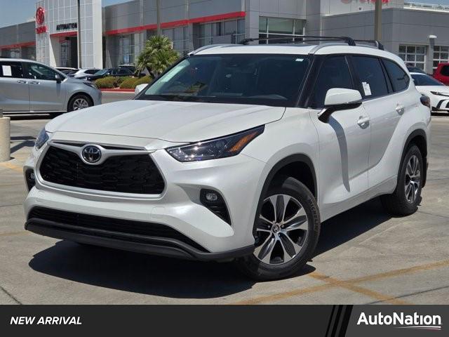 new 2025 Toyota Highlander car, priced at $46,907