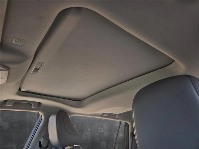 used 2022 Toyota Highlander car, priced at $38,782