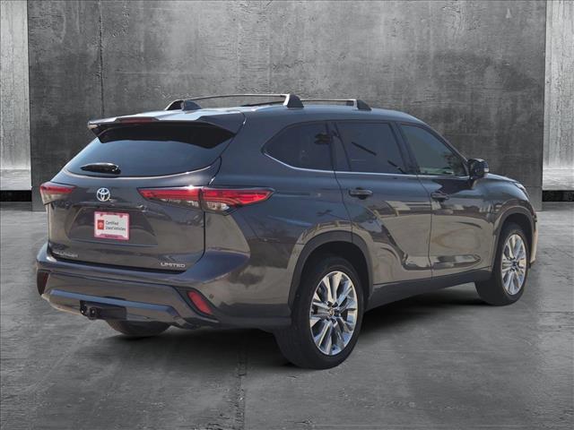 used 2022 Toyota Highlander car, priced at $38,782