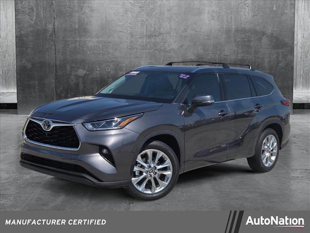 used 2022 Toyota Highlander car, priced at $38,782