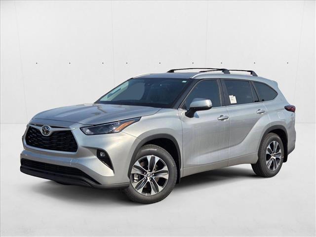 new 2025 Toyota Highlander car, priced at $47,107