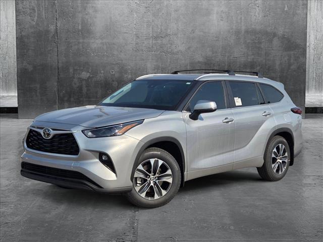 new 2025 Toyota Highlander car, priced at $47,107