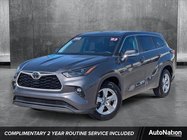 used 2023 Toyota Highlander car, priced at $32,591