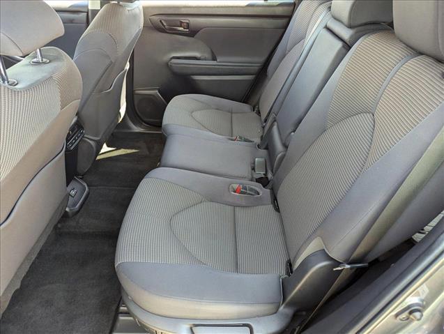 used 2023 Toyota Highlander car, priced at $31,949