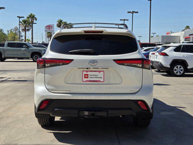 used 2021 Toyota Highlander car, priced at $32,991