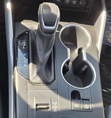 used 2021 Toyota Highlander car, priced at $32,991