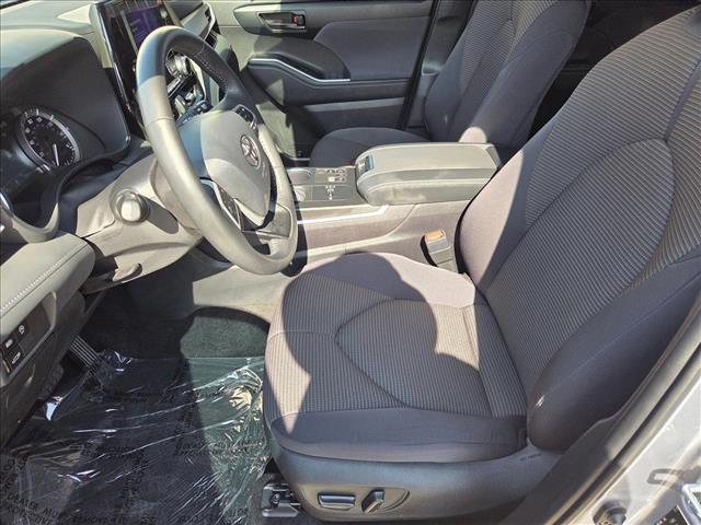 used 2024 Toyota Highlander car, priced at $41,791