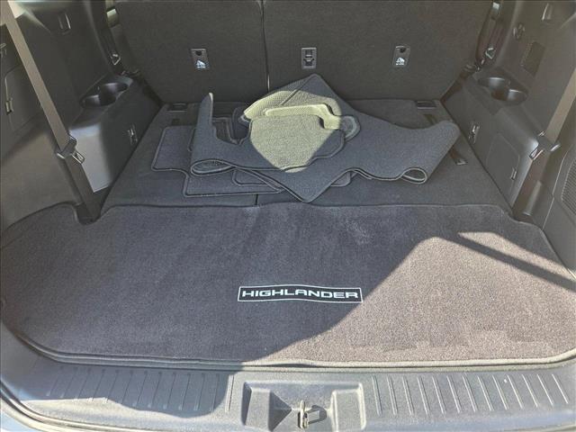 used 2024 Toyota Highlander car, priced at $41,791