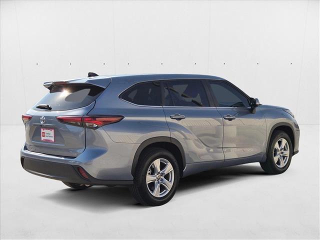 used 2024 Toyota Highlander car, priced at $40,284
