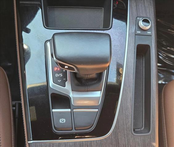 used 2022 Audi Q5 car, priced at $28,771