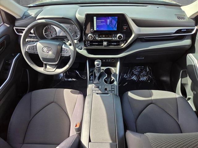used 2024 Toyota Highlander car, priced at $40,992