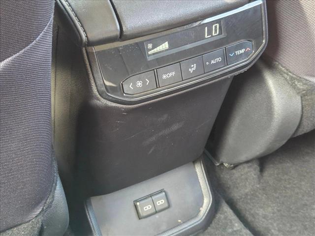 used 2024 Toyota Highlander car, priced at $40,992