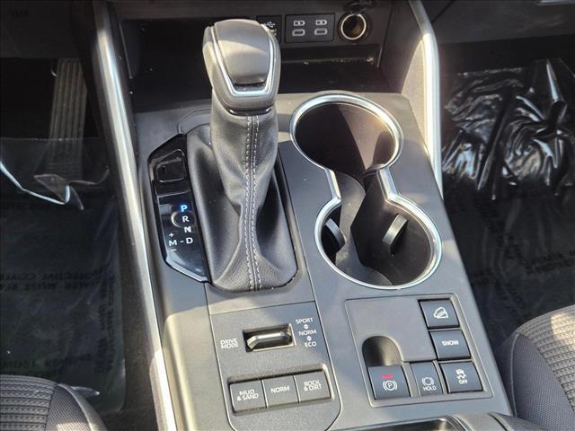 used 2024 Toyota Highlander car, priced at $40,992