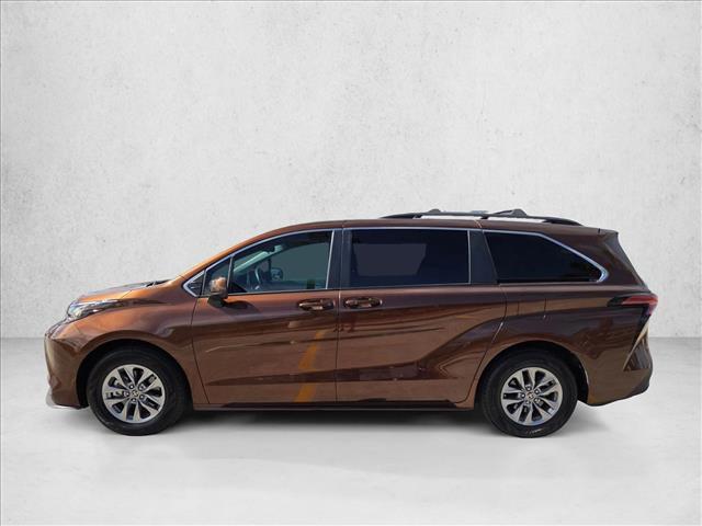 used 2022 Toyota Sienna car, priced at $37,774