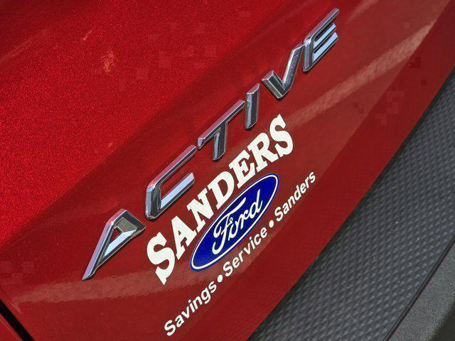 new 2025 Ford Escape car, priced at $30,298