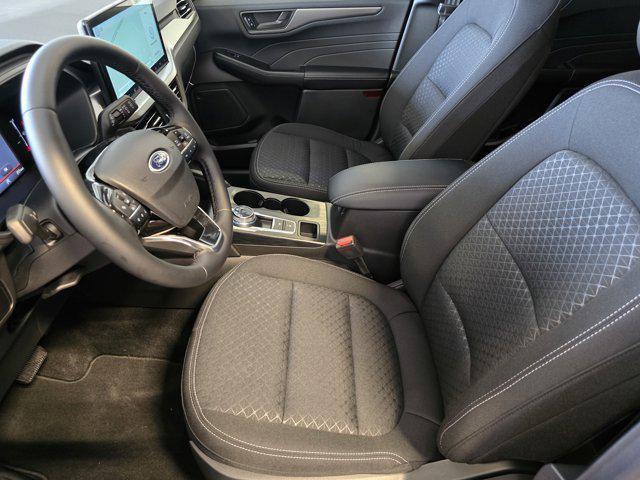 new 2025 Ford Escape car, priced at $30,298