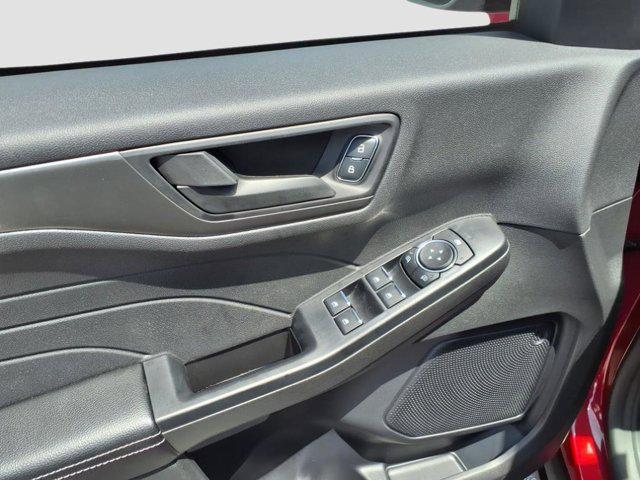 new 2025 Ford Escape car, priced at $31,031
