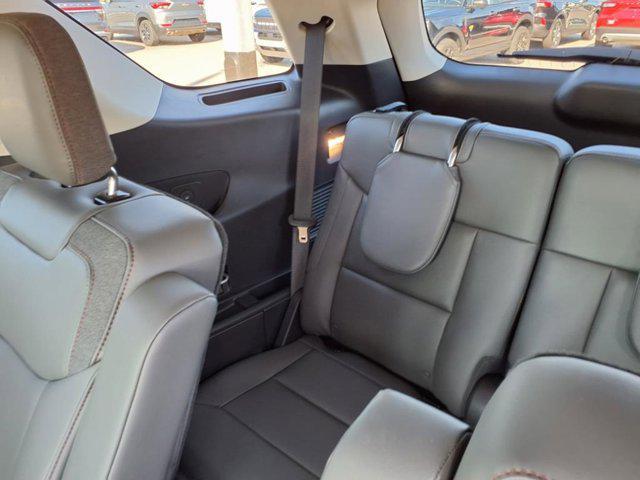 new 2025 Ford Explorer car, priced at $47,077