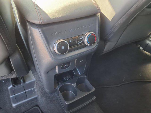 new 2025 Ford Explorer car, priced at $47,077