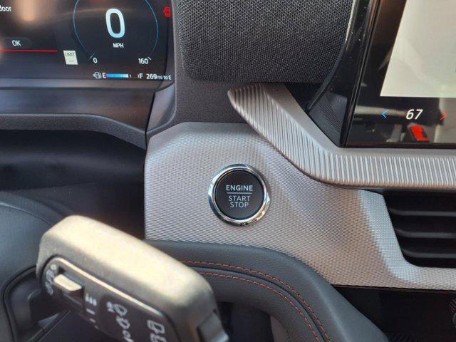 new 2025 Ford Explorer car, priced at $47,077