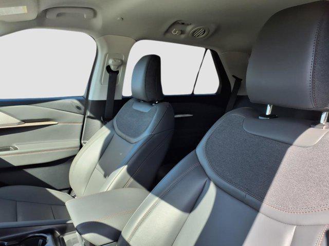 new 2025 Ford Explorer car, priced at $45,577