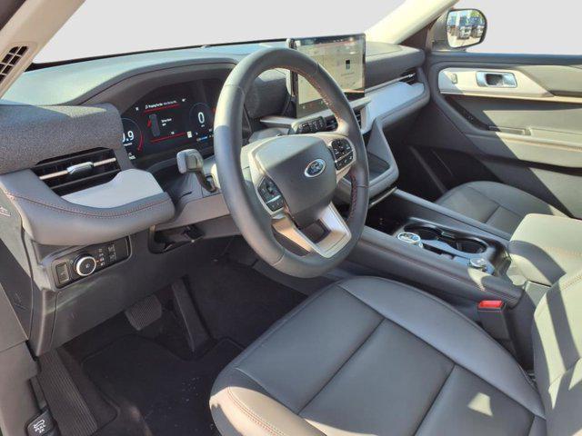 new 2025 Ford Explorer car, priced at $45,577