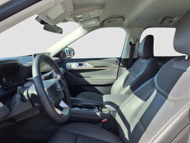 new 2025 Ford Explorer car, priced at $45,577