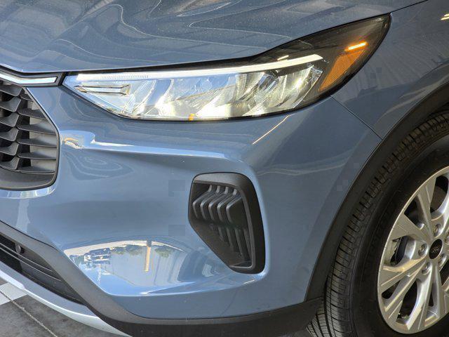 new 2025 Ford Escape car, priced at $29,854