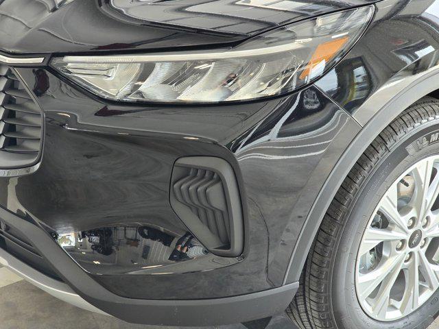new 2025 Ford Escape car, priced at $30,320