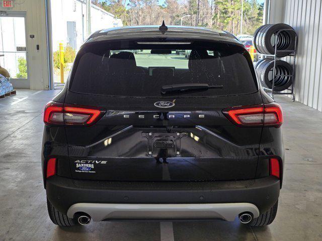 new 2025 Ford Escape car, priced at $29,188