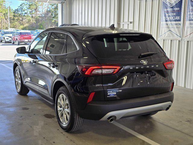 new 2025 Ford Escape car, priced at $29,982