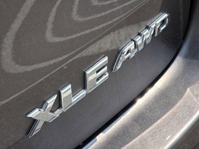 used 2019 Toyota Highlander car, priced at $23,549