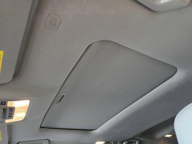 used 2019 Toyota Highlander car, priced at $23,549