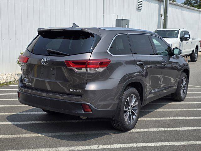 used 2019 Toyota Highlander car, priced at $23,549
