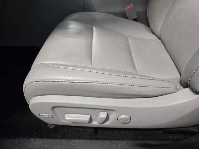 used 2019 Toyota Highlander car, priced at $23,549