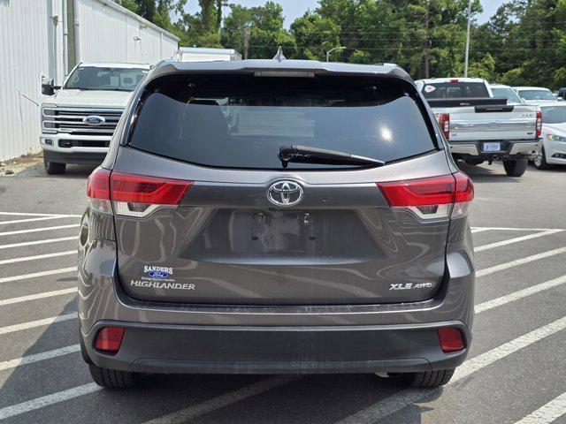 used 2019 Toyota Highlander car, priced at $23,549