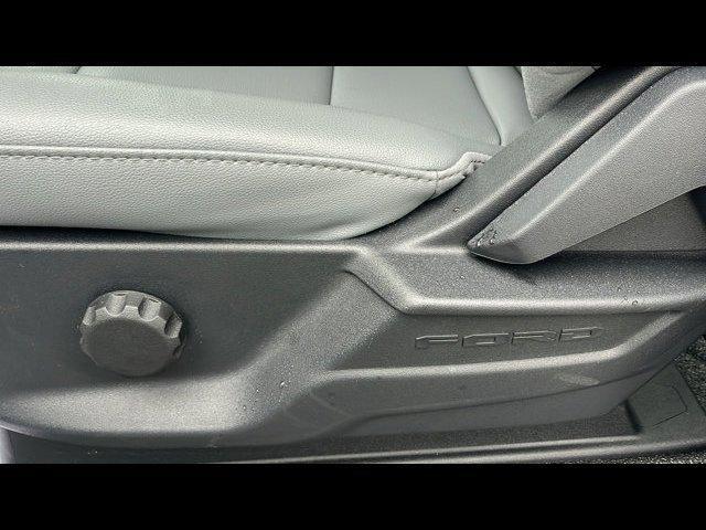 new 2024 Ford F-250 car, priced at $67,904