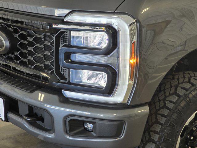 new 2025 Ford F-250 car, priced at $86,685