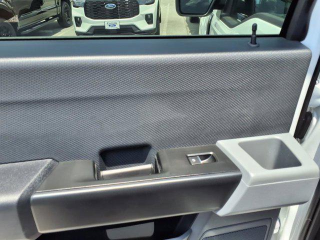 new 2025 Ford F-150 car, priced at $48,951