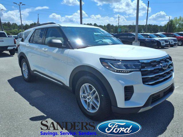 new 2025 Ford Explorer car, priced at $40,257
