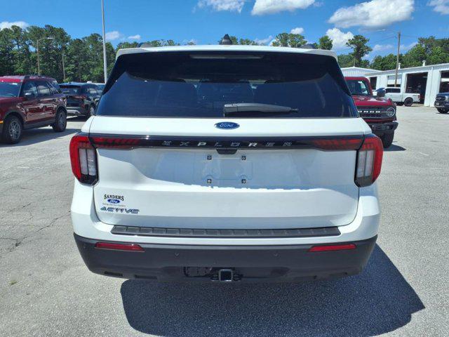 new 2025 Ford Explorer car, priced at $40,257