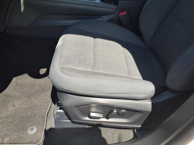 new 2025 Ford Explorer car, priced at $40,257