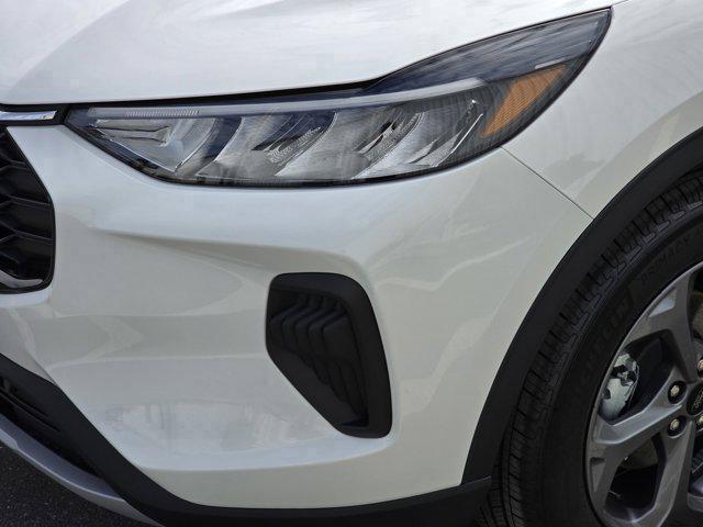 new 2025 Ford Escape car, priced at $31,886