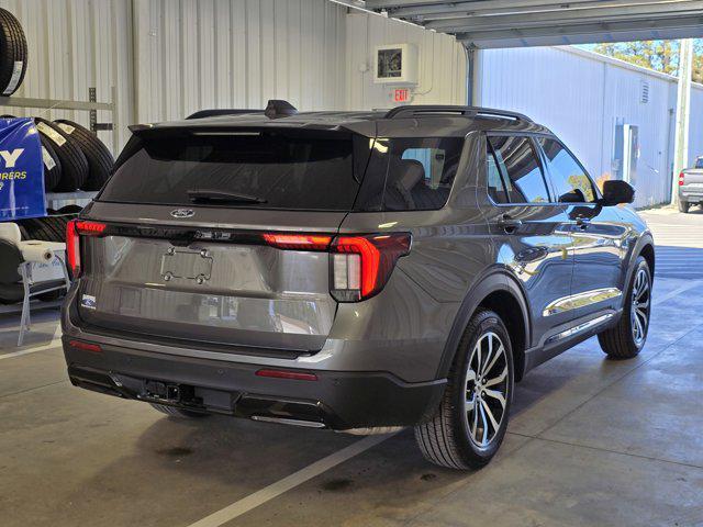 new 2025 Ford Explorer car, priced at $45,770